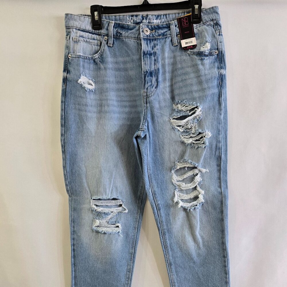 No Boundaries Jeans - Picture 3 of 11